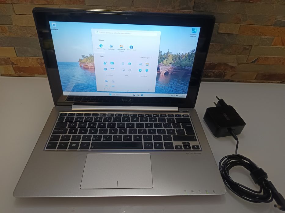 Portátil ASUS / Touchscreen / SSD 128GB