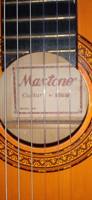 Класична  гітара Maxtone