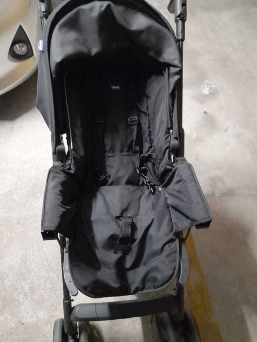 Carrinho de bebé fa CHICCO ,ovo ,alcofa,mala de mulda fraldas e capa