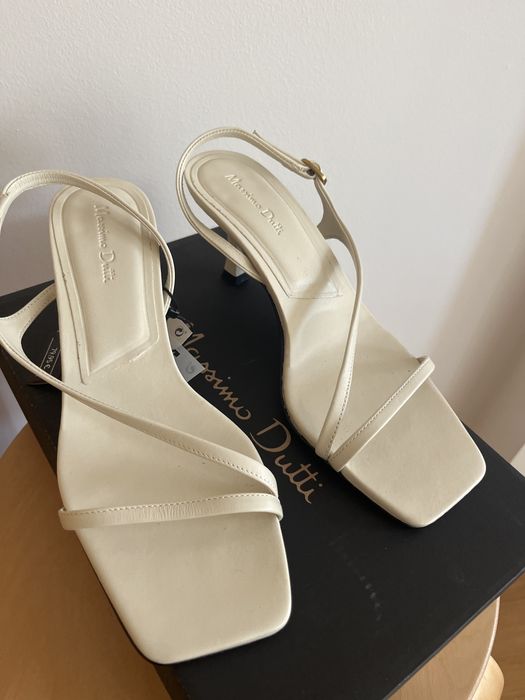 Vendo sandálias Massimo Dutti 39