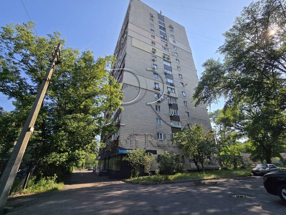 Продаж 1 кімн. квартири біля метро вулиця Юрія Глушка 9А
