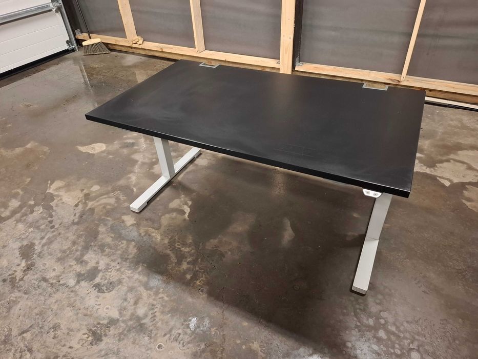 Biurko czarne mdd 80x140