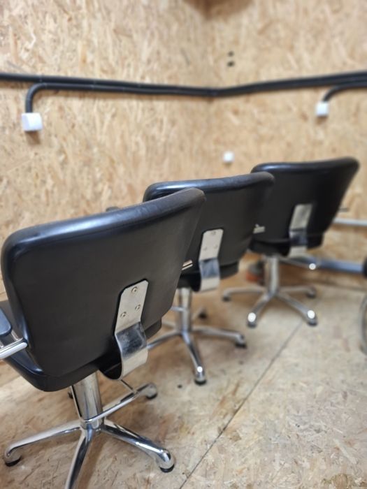 Кресло парикмахера, перукарське  крісло гідравліка