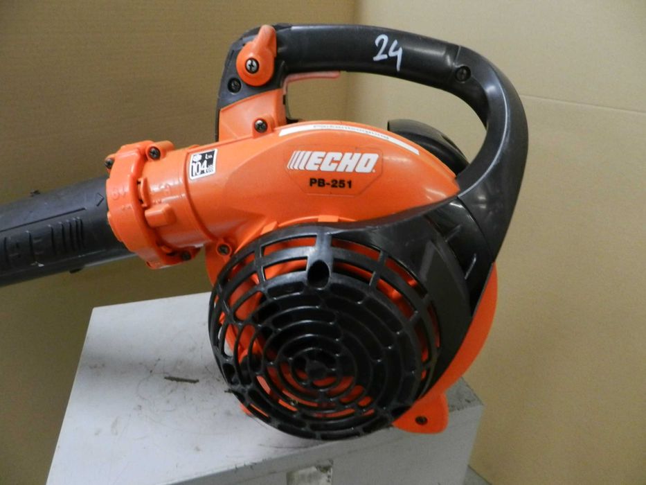 24 spalinowa dmuchawa do liści echo pb 251