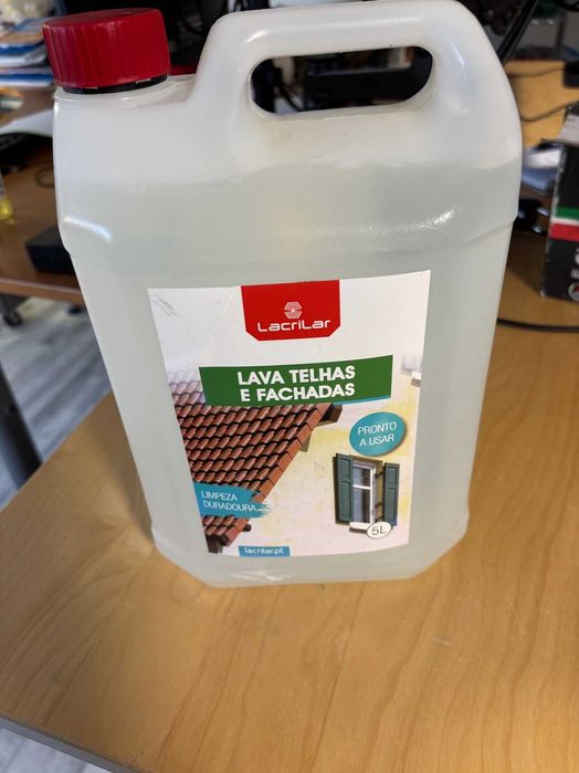 Lacrilar 5L Lava Telhas e Fachadas (Hipoclorito de Sódio)