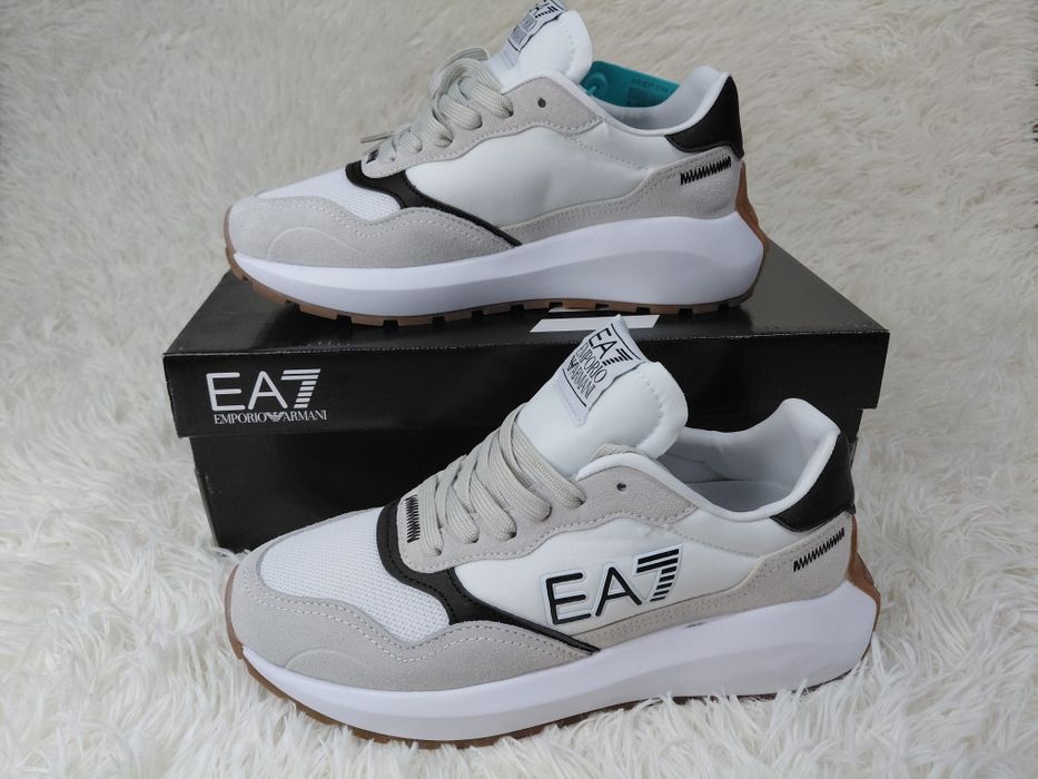 Emporio Armani Wader branco/ bêje