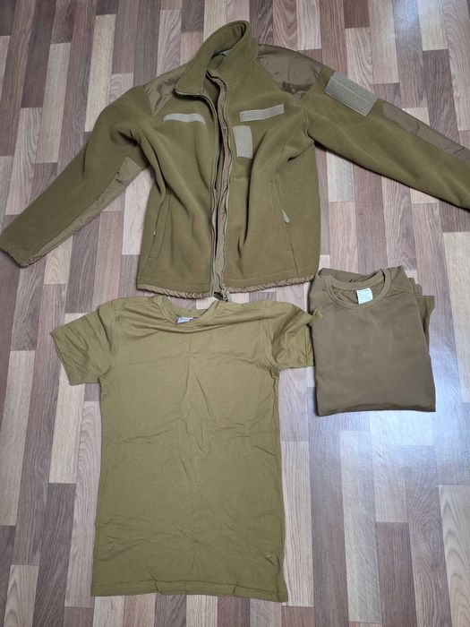 Військова форма.