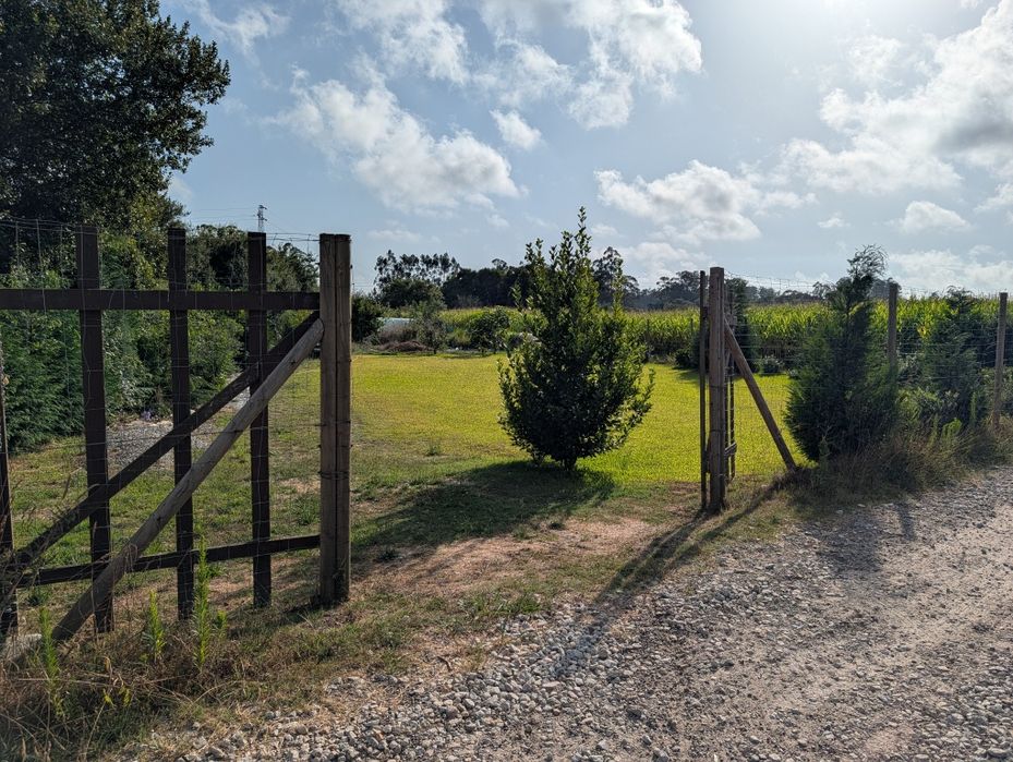 Plot of Land in Gemeses, 1000 m²