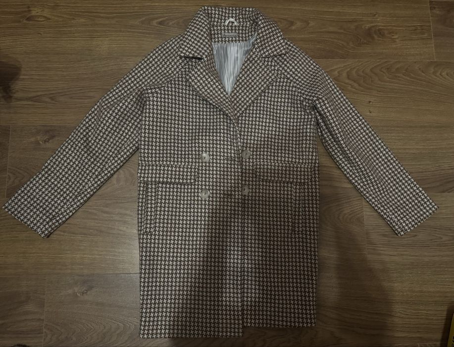 Дитяче пальто з візерунком «гусяча лапка» від бренду BrillAnt 152