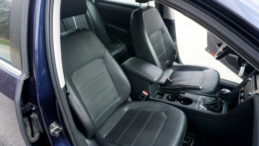 Volkswagen Passat      2013