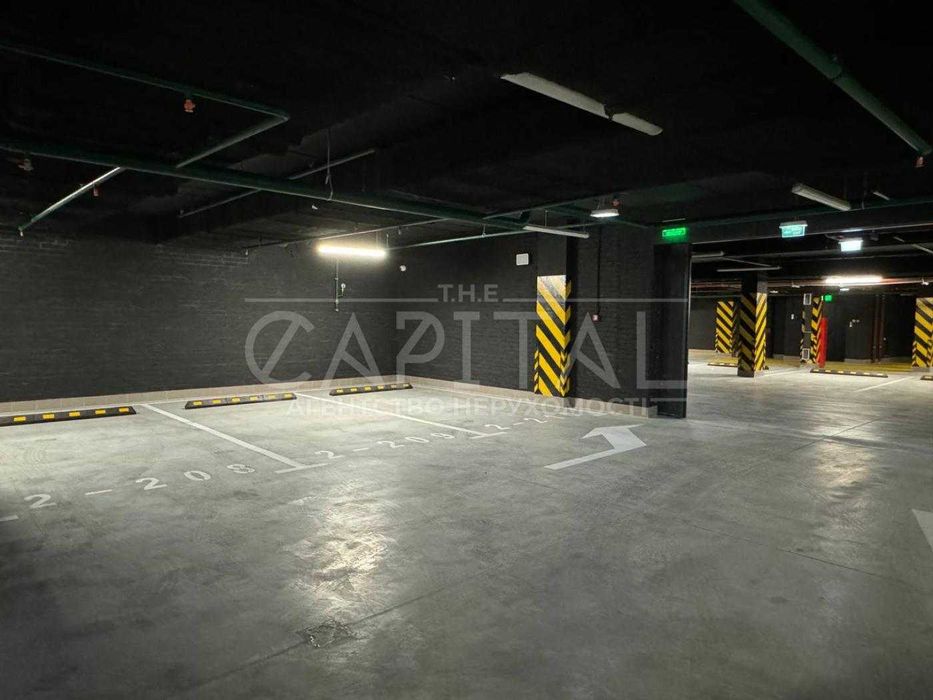 Паркомісце 13,4 м2 в ЖК TRIIINITY,  2 Будинок