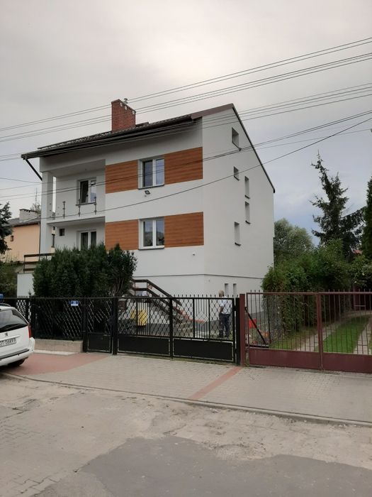 Elewacja ,docieplenia ,podbitka ,drobne remonty .Wolny terminy