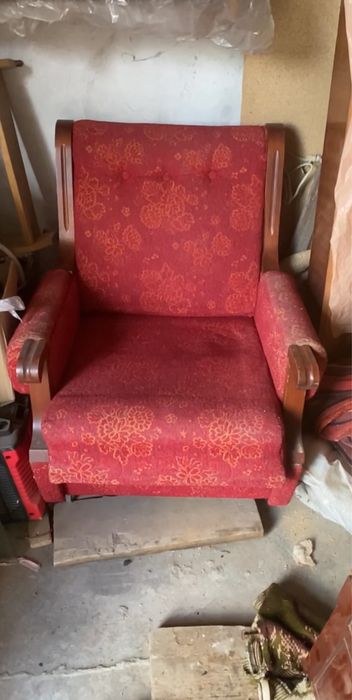 Крісло на колесиках