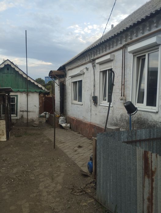 Продам пол дома  на Фрунзенском