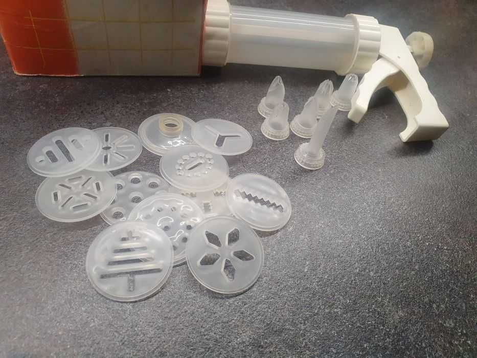 Szpryca dekorator do kremów