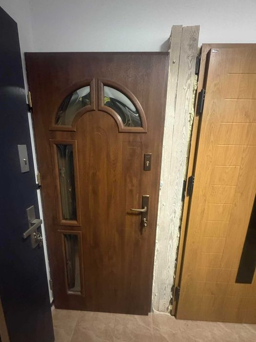 Drzwi zewnętrzne Wikęd Premium 80 kolor orzech