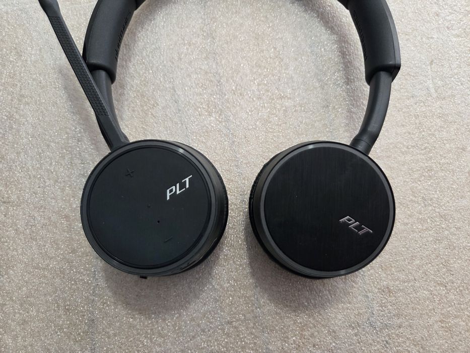 Високоякісна гарнітура Plantronics VOYAGER 4220