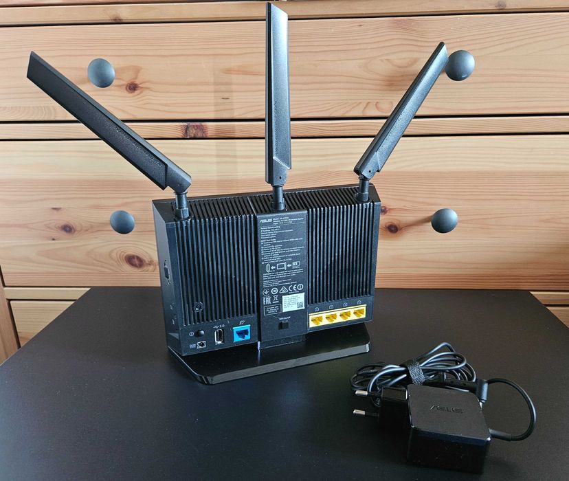 router z modemem LTE ASUS 4G-AC55U