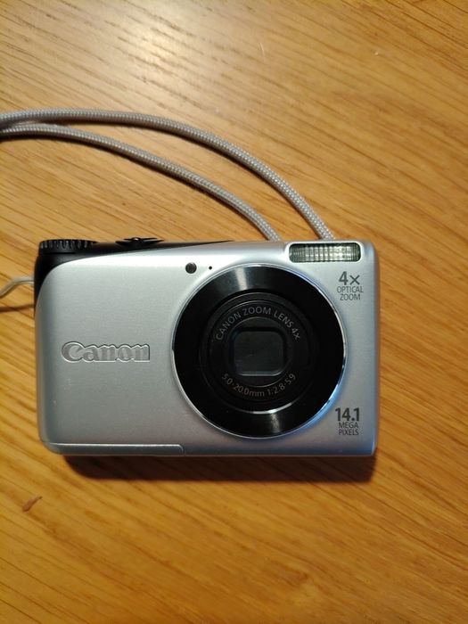 Aparat Canon powershot a2200- brak baterii