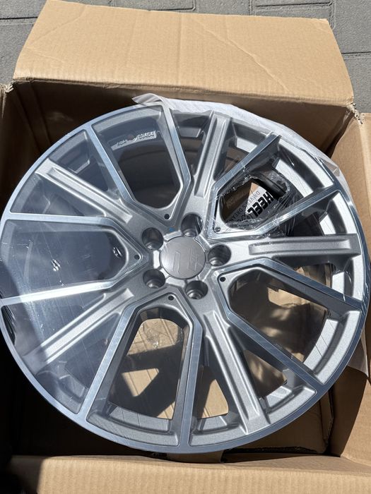 Диски Audi Q7, Q5 E-tron 5x112 R20. (2DRV)