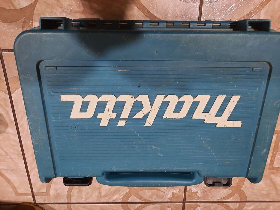 Шуруповерт makita 1300 оборотів