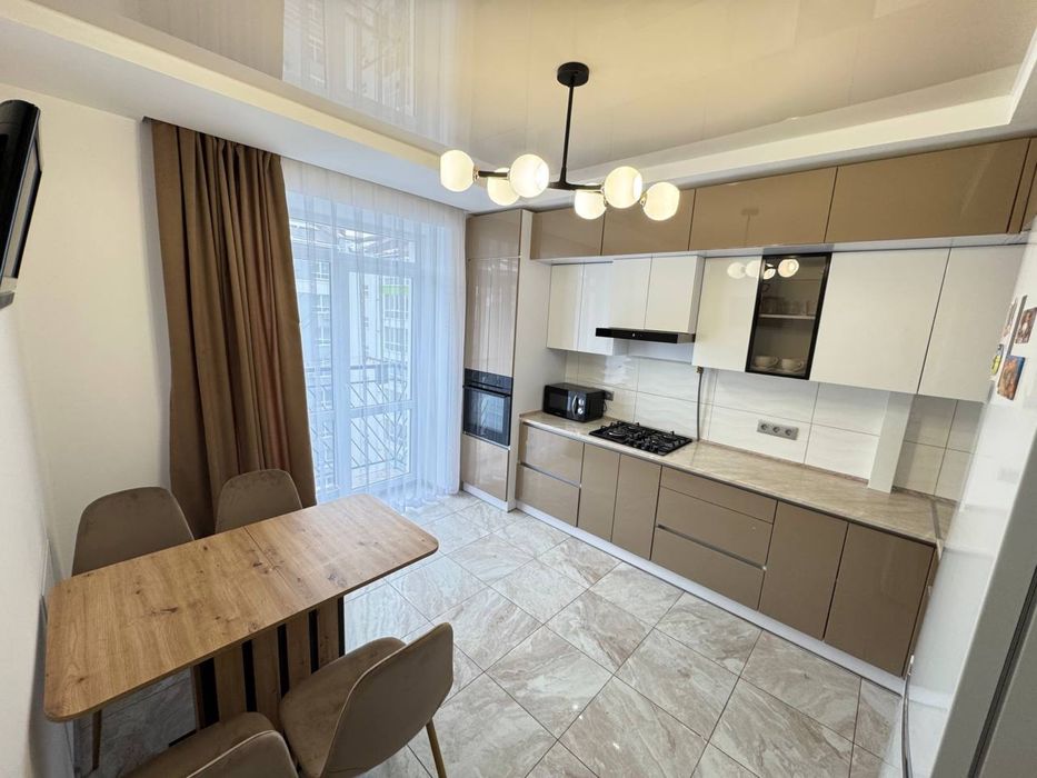 Продаж двокімнатноі квартири, ремонт