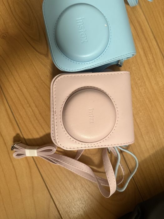 Instax mini 11 com duas bolsas