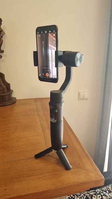 Hohem iSteady Mobile+ Gimbal Smartphone