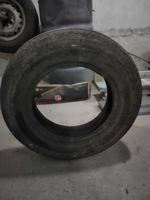 Продам резину Москвич б/у