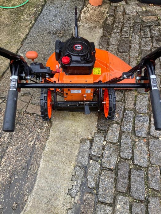 Vendo desvastadora como nova