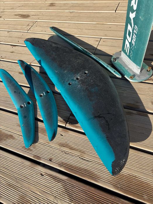JP Australia Foil 6'8" Pro Edition (96 L) + foil NeilPryde Glide Surf, conjunto completo