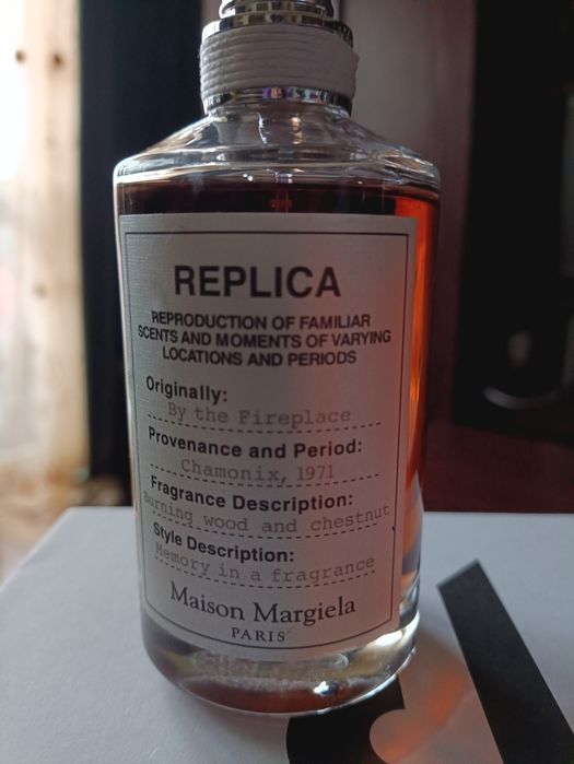 Replica By the Fireplace perfum
