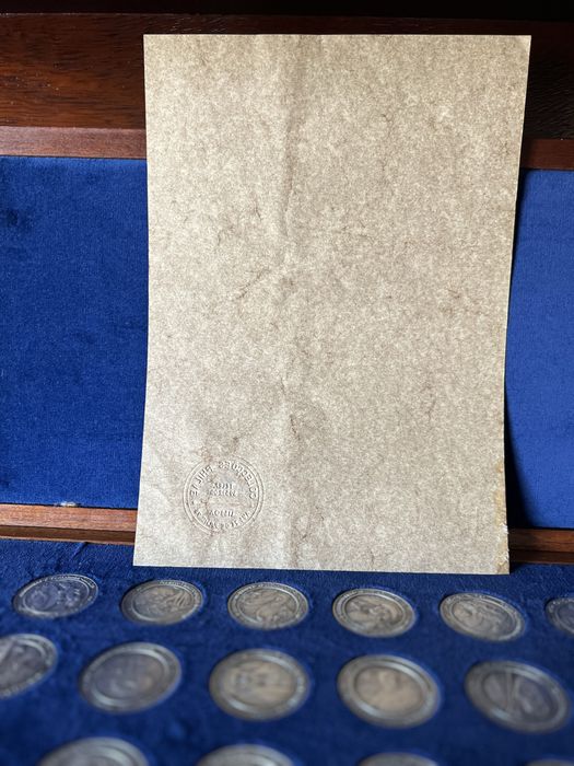 Coleção completa e rara de 18 medalhas em PRATA MACIÇA