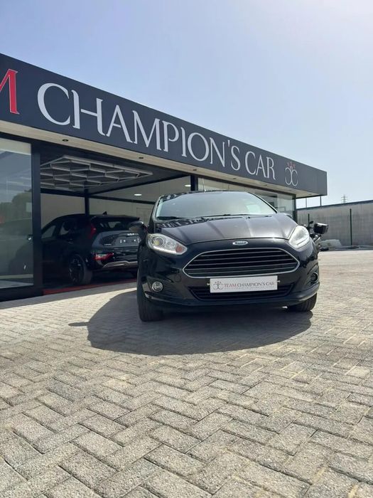 Ford Fiesta 1.0 Ti-VCT Titanium foto 2