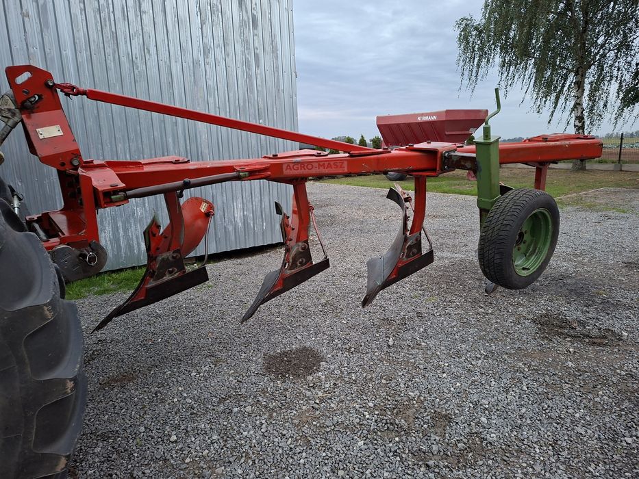 Pługi 4 skibowe Agro Masz