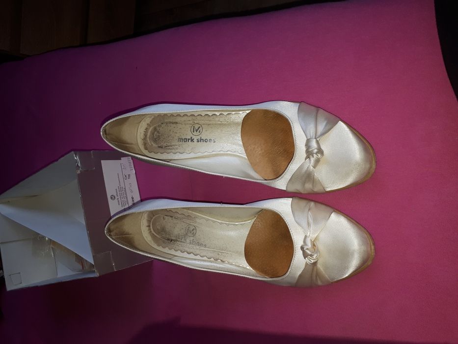 Buty ślubne