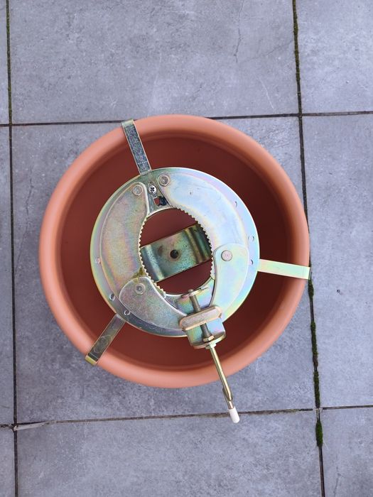 Підставка для ялинки.