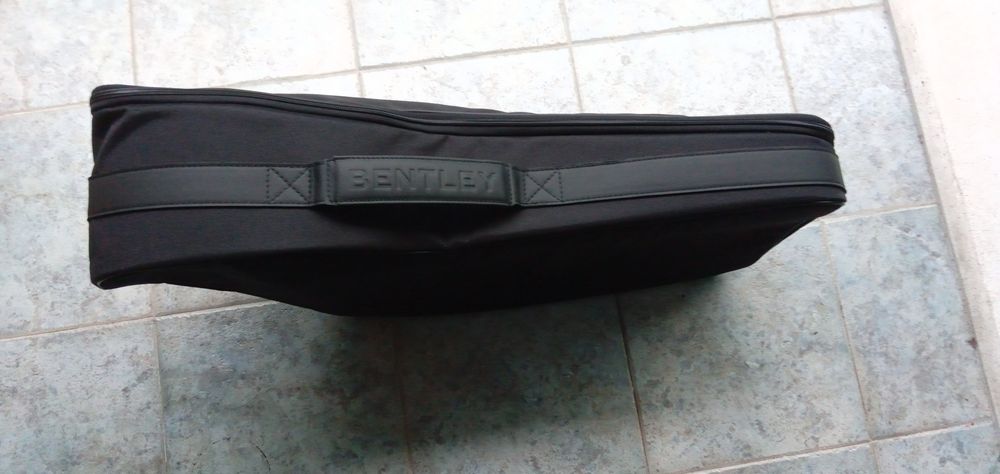 Corta vento original Bentley novo