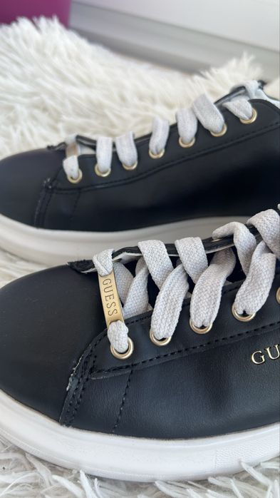 Продам кеди Guess оригінал
