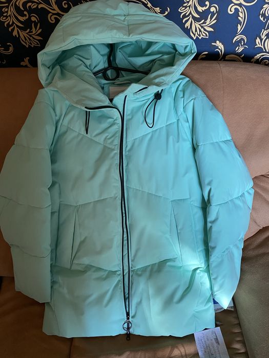 Куртка жіноча. розмір 48,тепла
