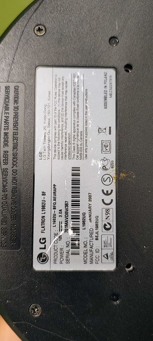 Monitor LG Flatron L1982U-BF 19 cali bez zasilacza , sprawny