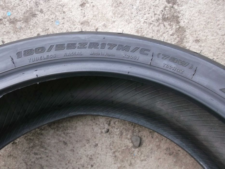 opona 180/55ZR17 Bridgestone Battlax T32R Dot0821 2,9mm