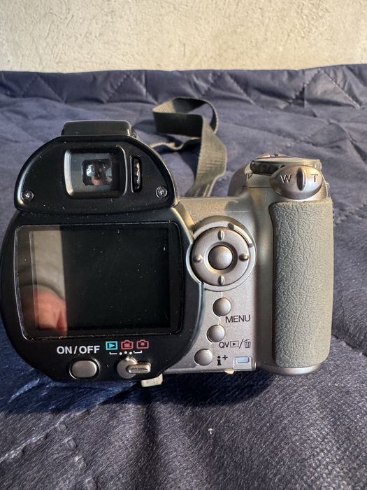 Aparat fotograficzny Konica Minolta Z-6