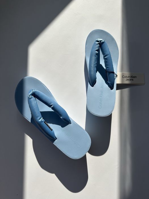 Жіночі шльопанці/вєтнамки Calvin Klein