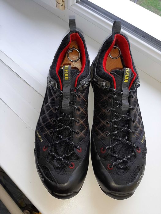 Кросівки Salewa Firetail (розмір-44.5-28.5)