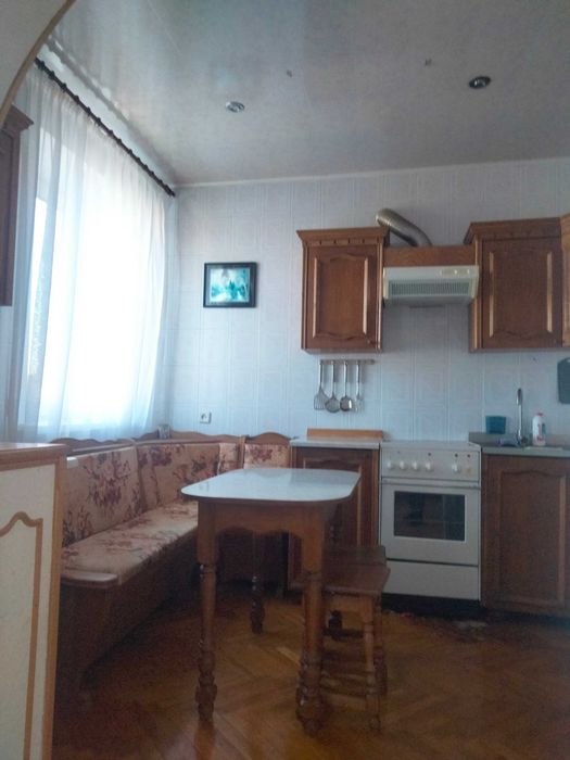 Оренда 2х квартири по вул Вітрука Сімейний ринок 11500 грн