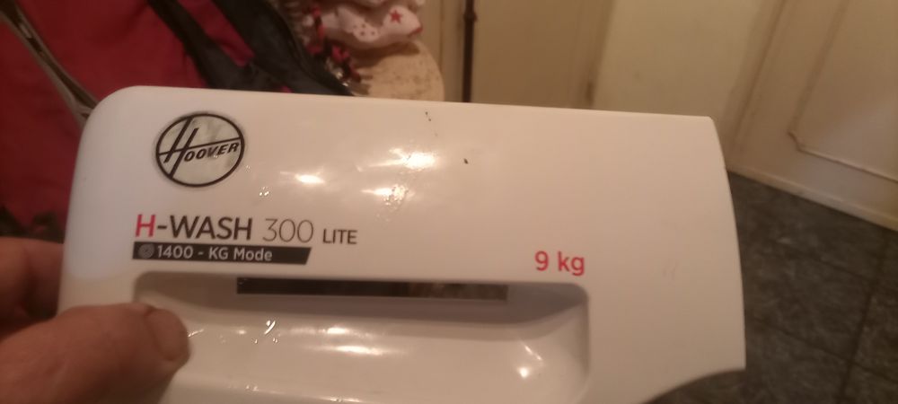 Vendo HOOVER para peças  10eur.