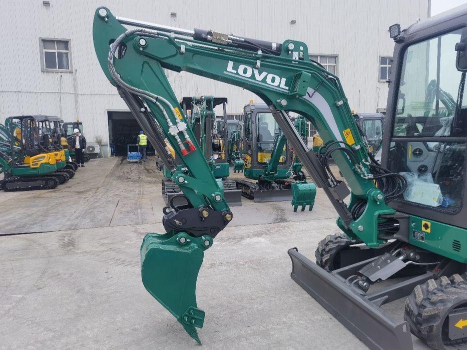 koparka gąsienicowa Lovol 2.8t FR26F-u