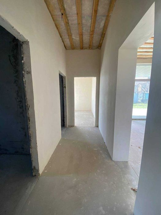 Продам приватний БУДИНОК, вул. Урожайна