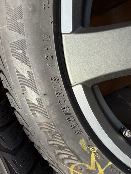 Комплект дисків з резиною Bmw x 3